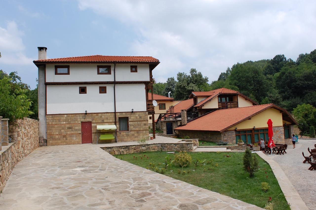 Valdi Hill Complex Tryavna Exterior photo
