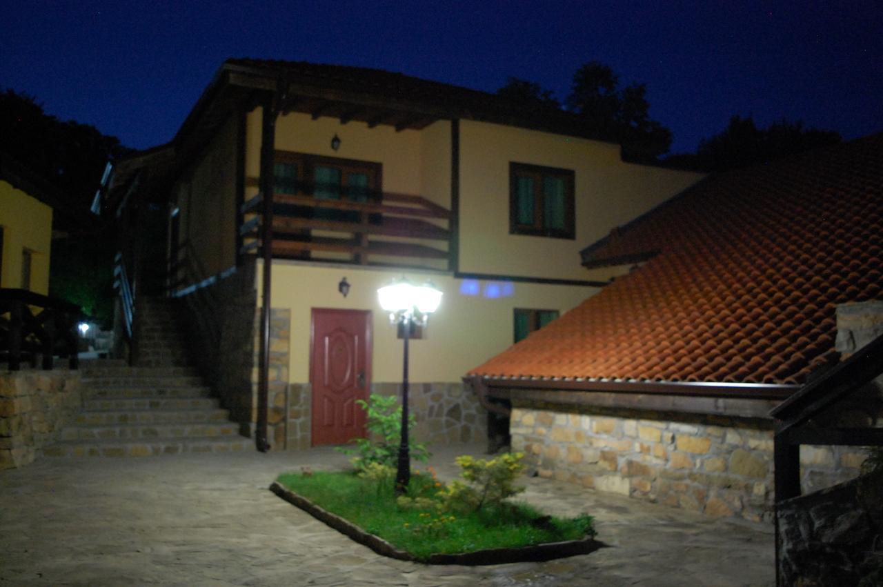Valdi Hill Complex Tryavna Exterior photo